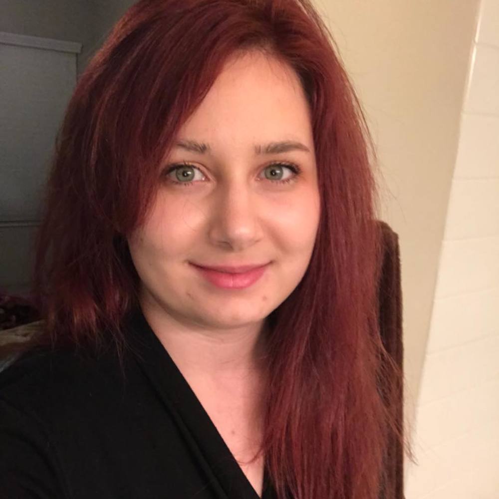 Meet your Posher, Alyissa